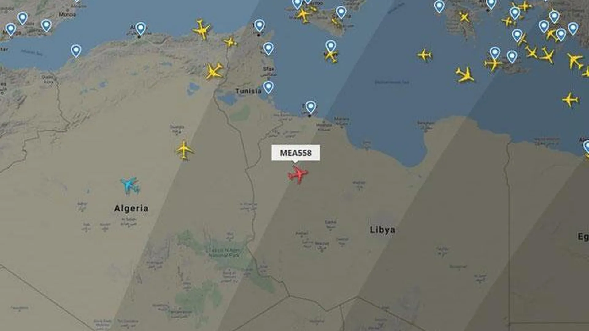 Скриншот маршрута летящего над Ливией самолета