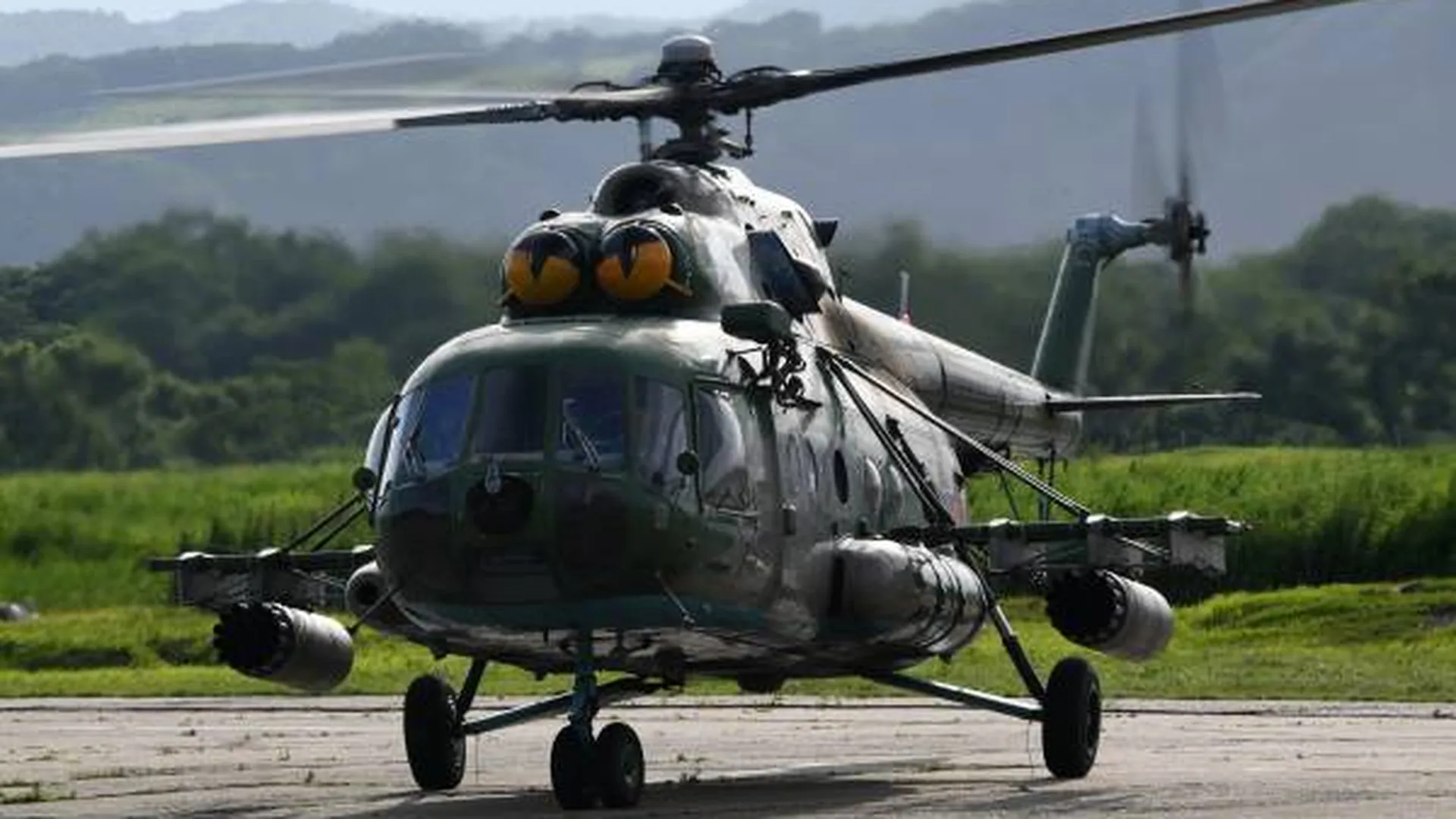Спасатели вылетели на поиски пропавшего вертолета Robinson