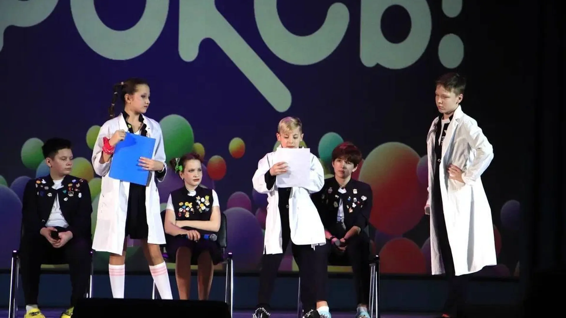 КВН-щики из Красногорска продемонстрировали свой юмор на большой сцене