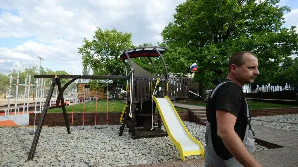 Пятнадцать новых детских площадок появится в Пушкинском районе 