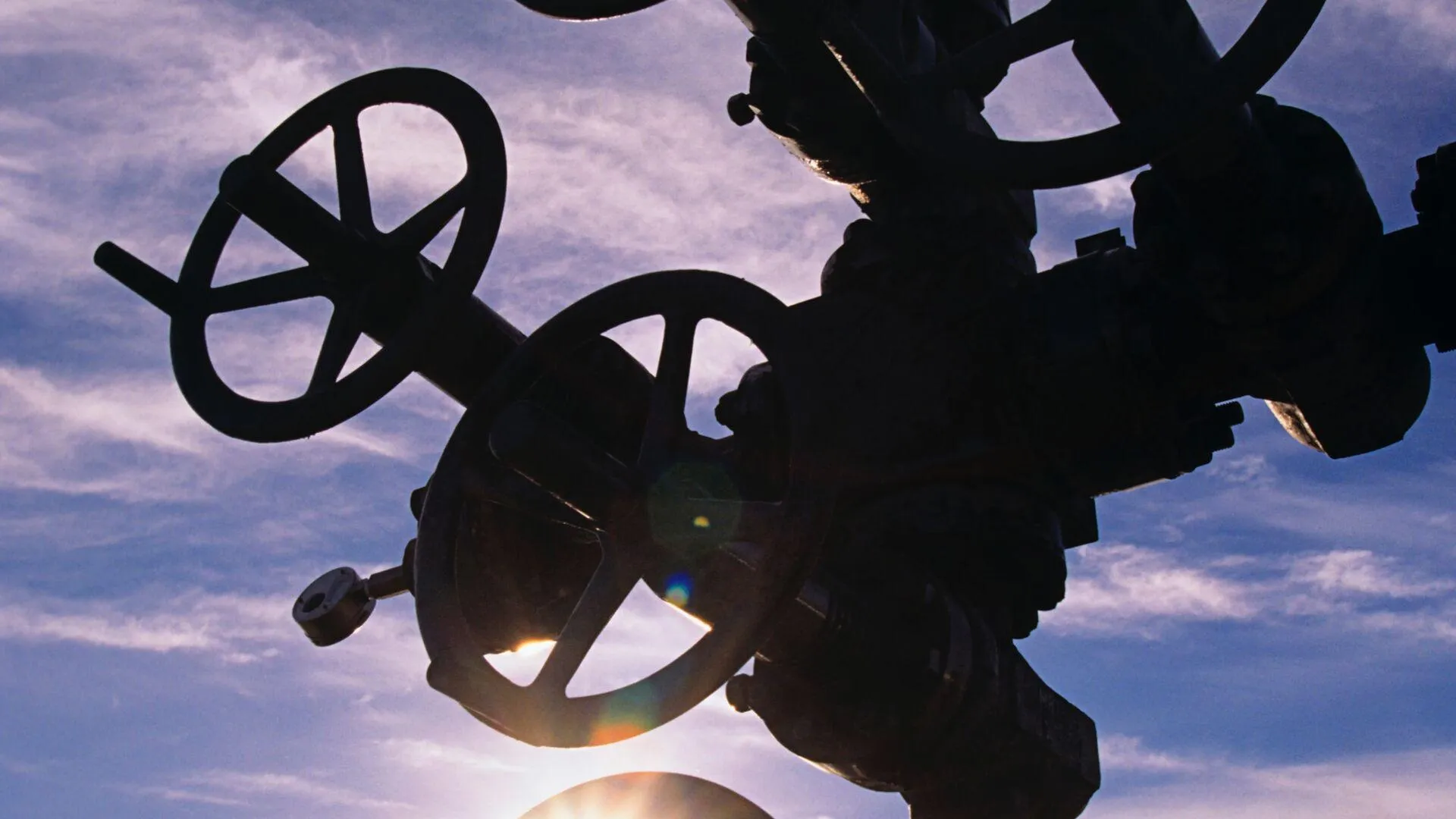 Нефтепровод в Полтавской области получил два повреждения