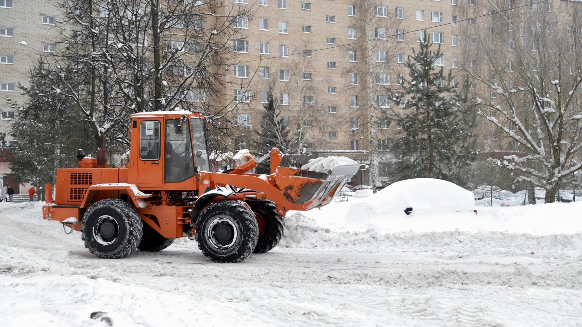 Свыше 580 километров дорог расчистили в Солнечногорске после снегопада