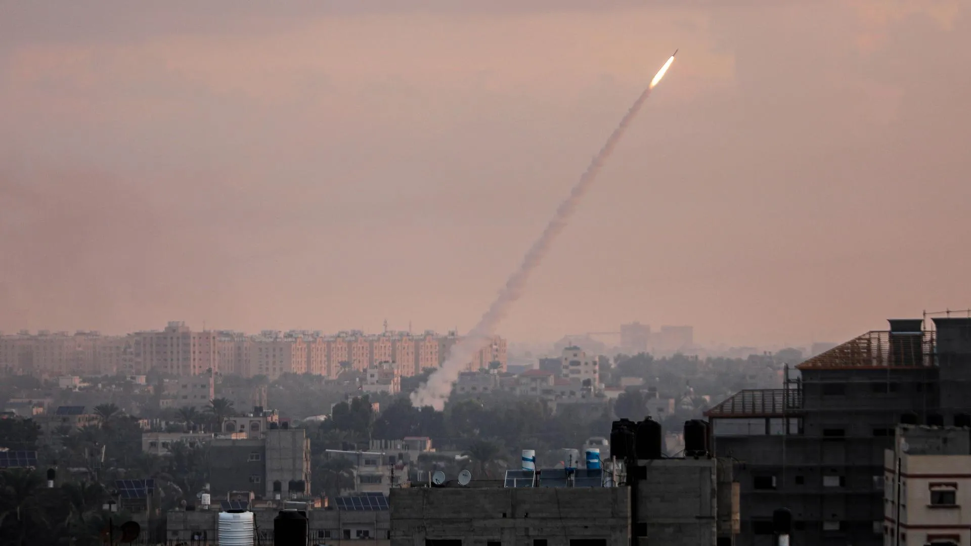 Ракетный обстрел со стороны сектора Газа в Израиль / Yusef Mohammed / Keystone Press Agency