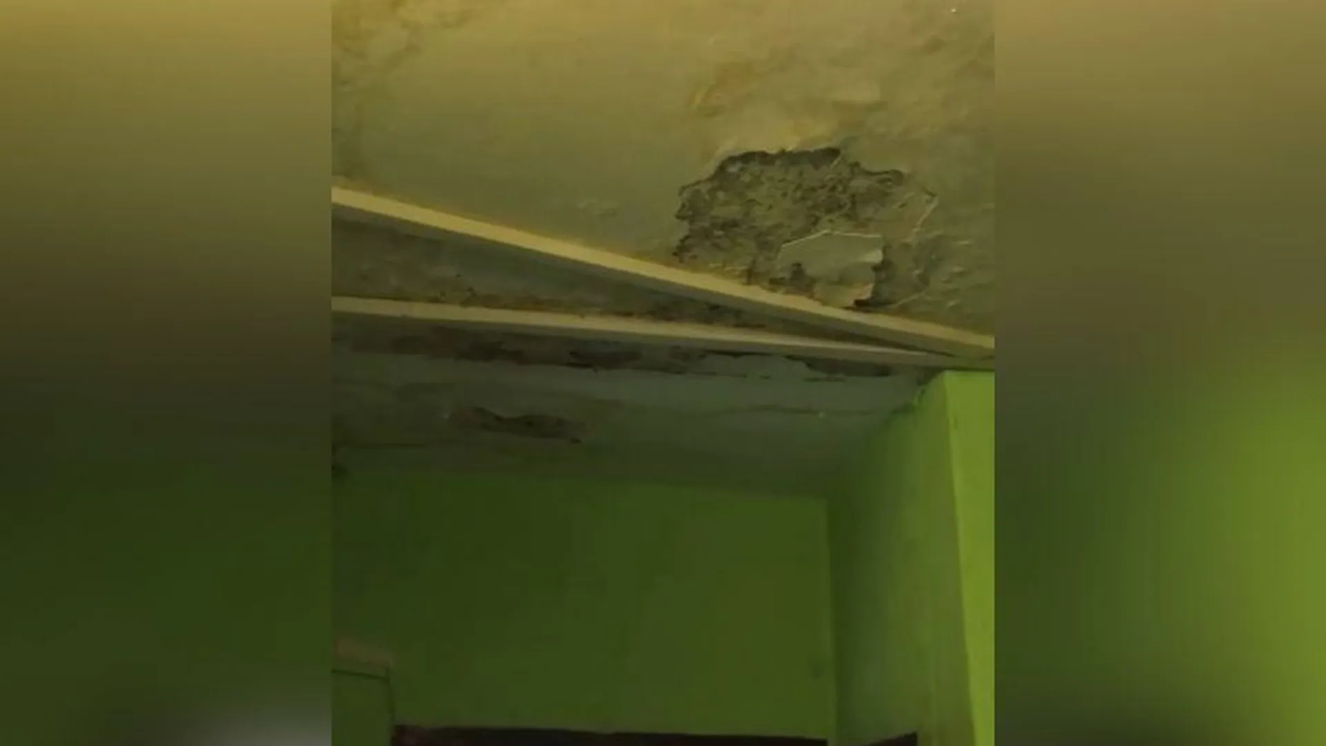 Квартиры жителей Химок затопило из-за ошибок рабочих
