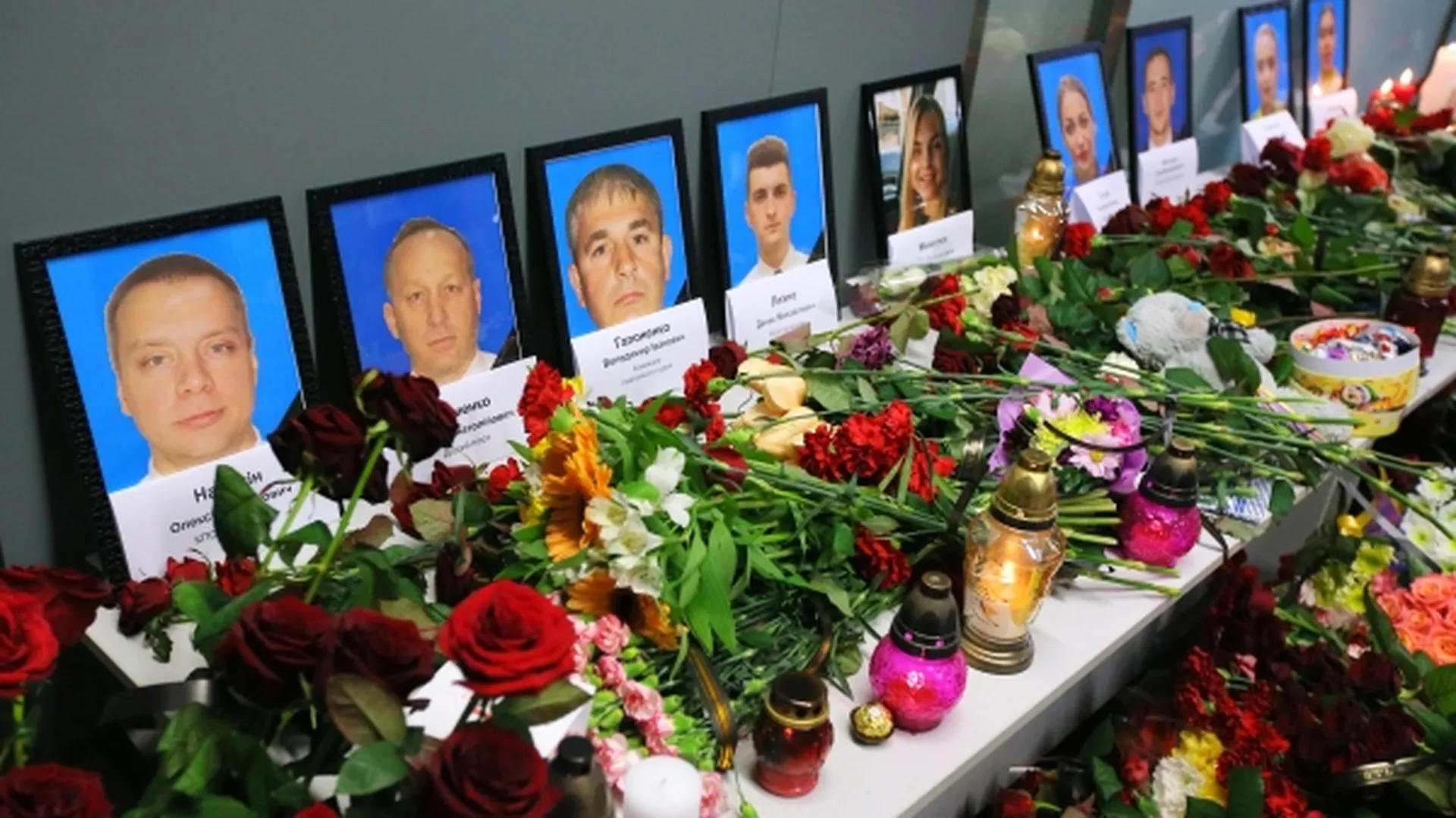 С жертвами сбитого Boeing простятся в аэропорту «Борисполь»