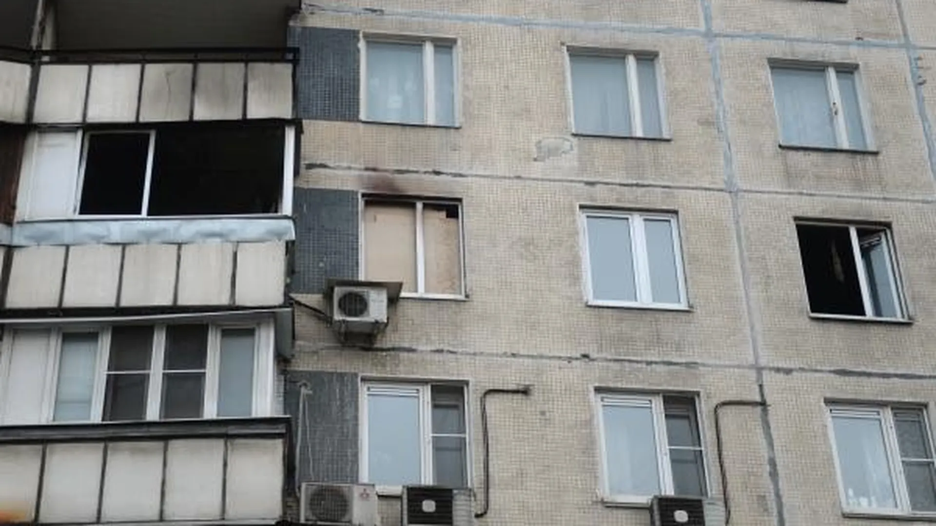 Голый мужчина разбился насмерть, выпав из окна в Москве