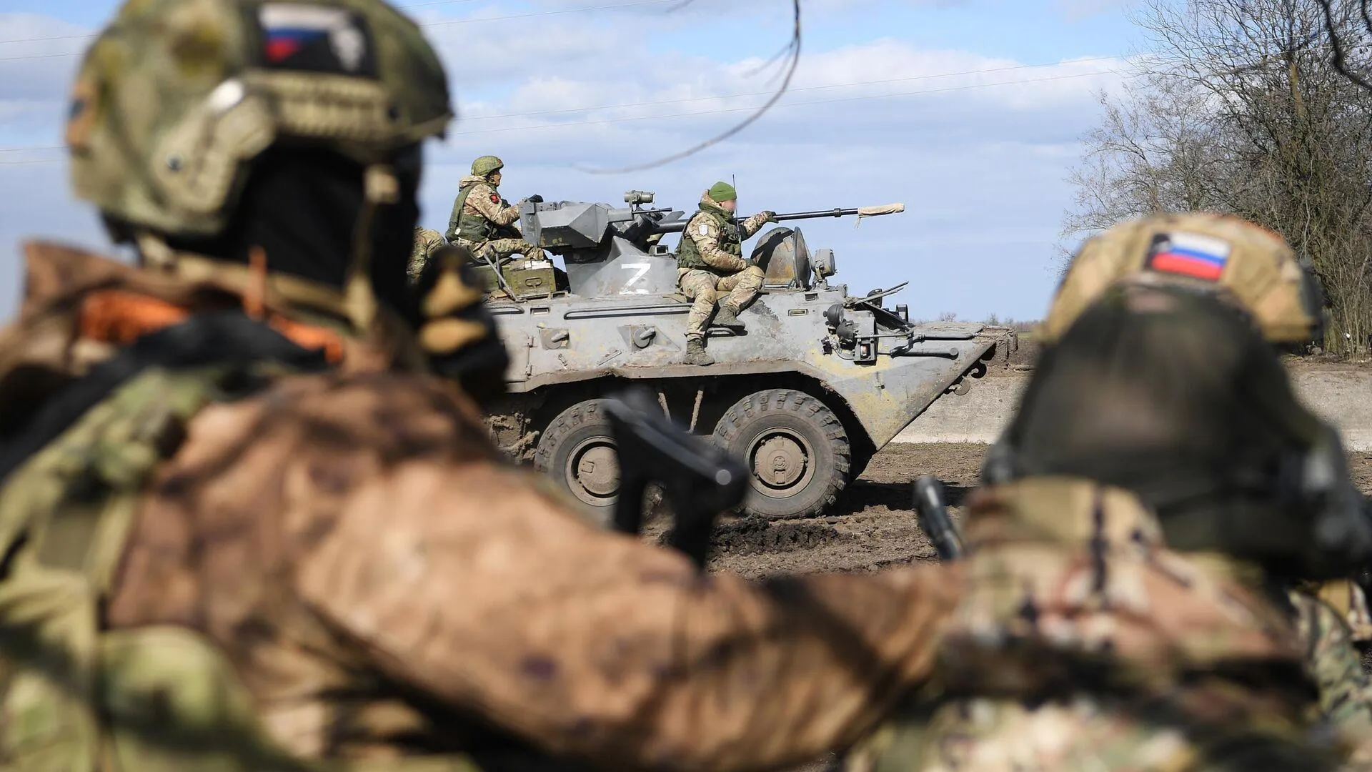 Российские войска уничтожили ангар с военной техникой под Николаевом