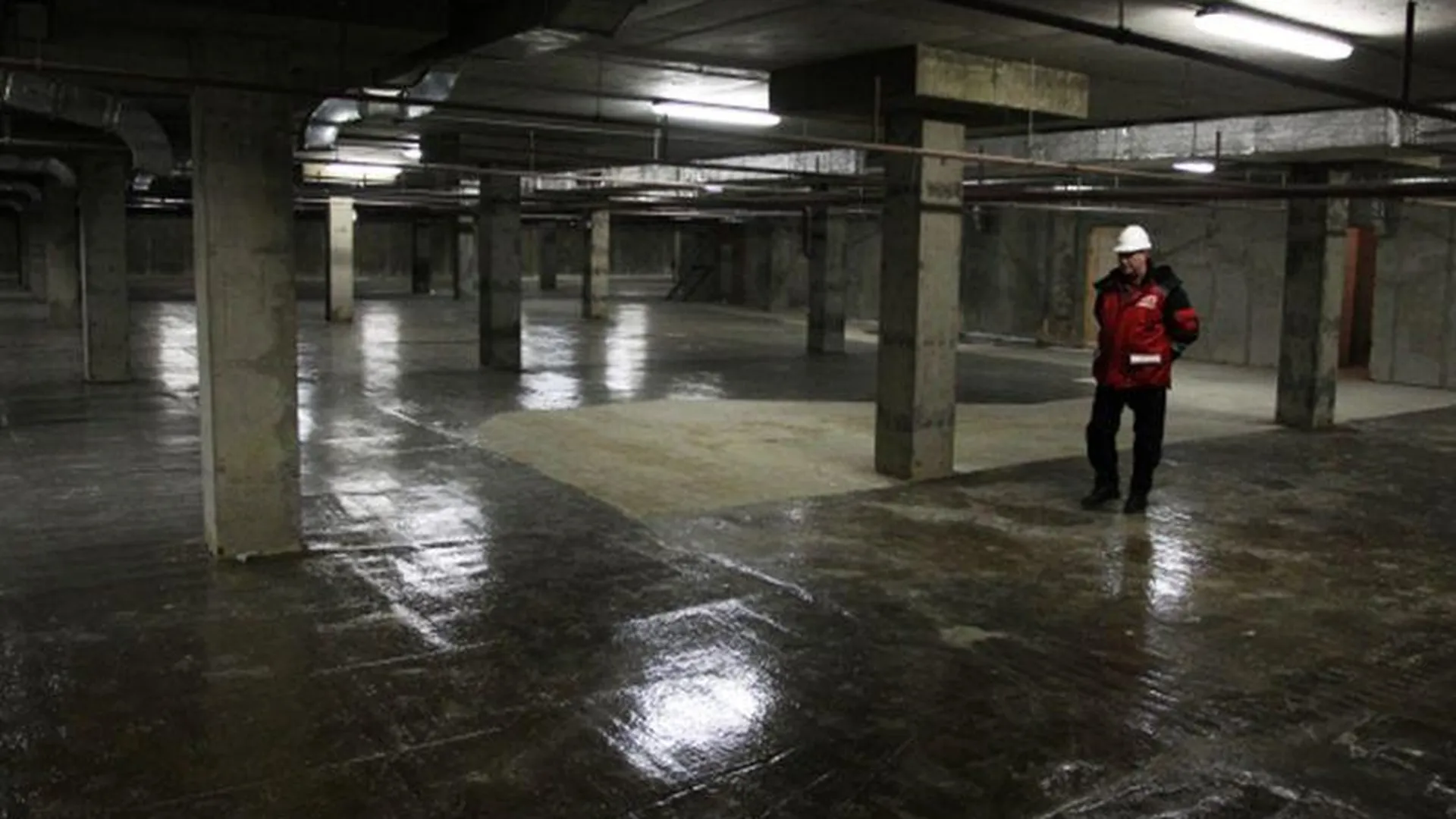 Потоп в подземном паркинге: в администрации Котельников рассказали, когда решат проблему