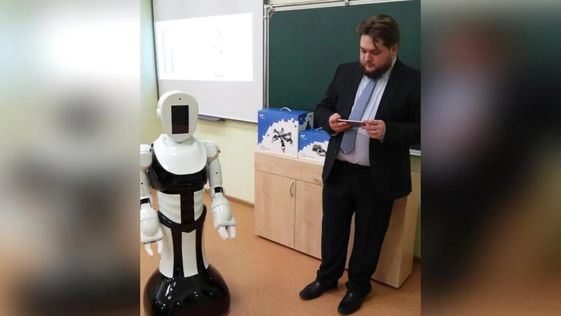 Школьный робот сможет вести уроки вместо учителя в Истре