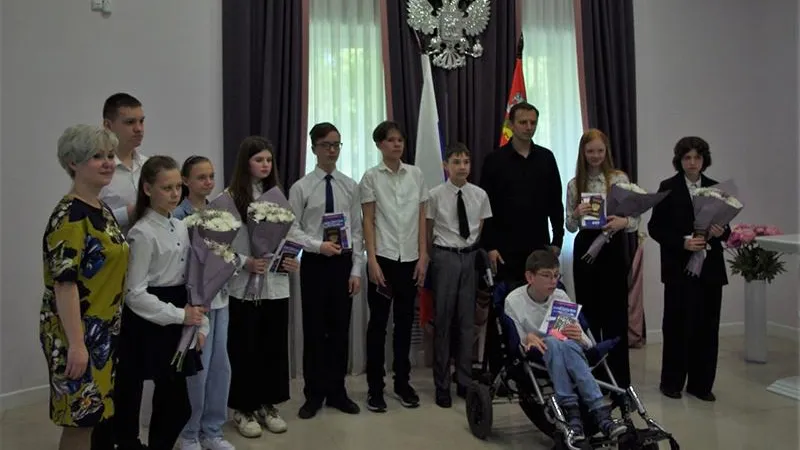Юные жители Пушкино и Ивантеевки получили паспорта