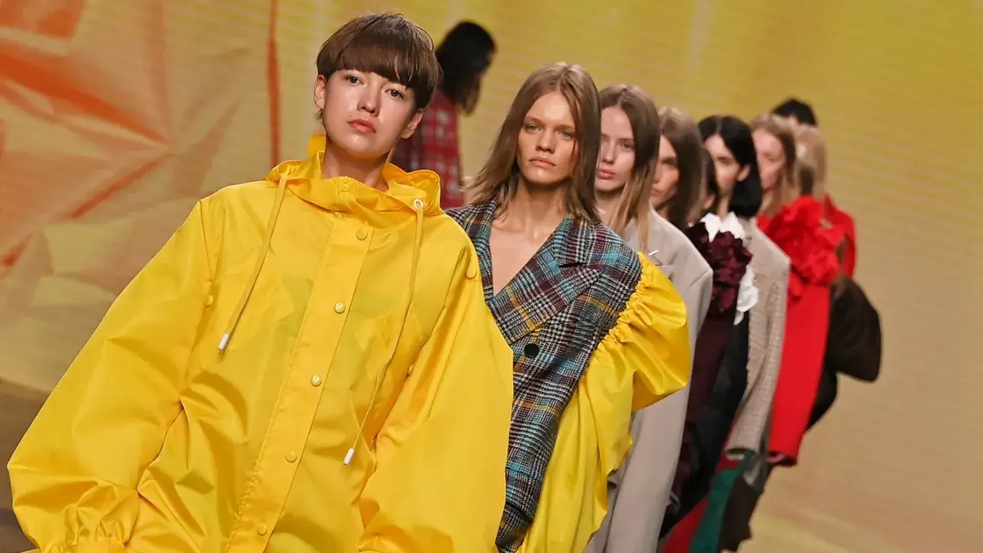 Дизайнеры подали свыше тысячи заявок на участие в Московской неделе моды