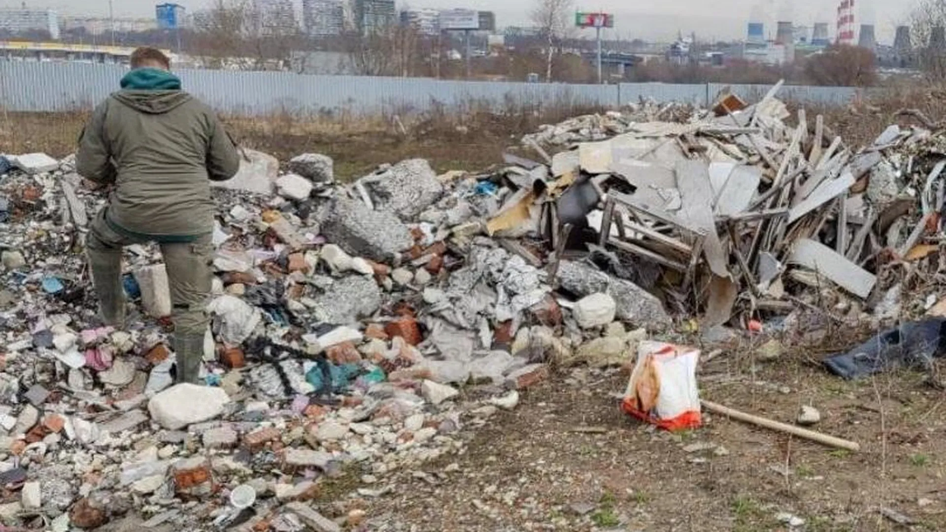 Минэкологии Подмосковья потребовало рекультивировать загрязненные земли в Красногорске