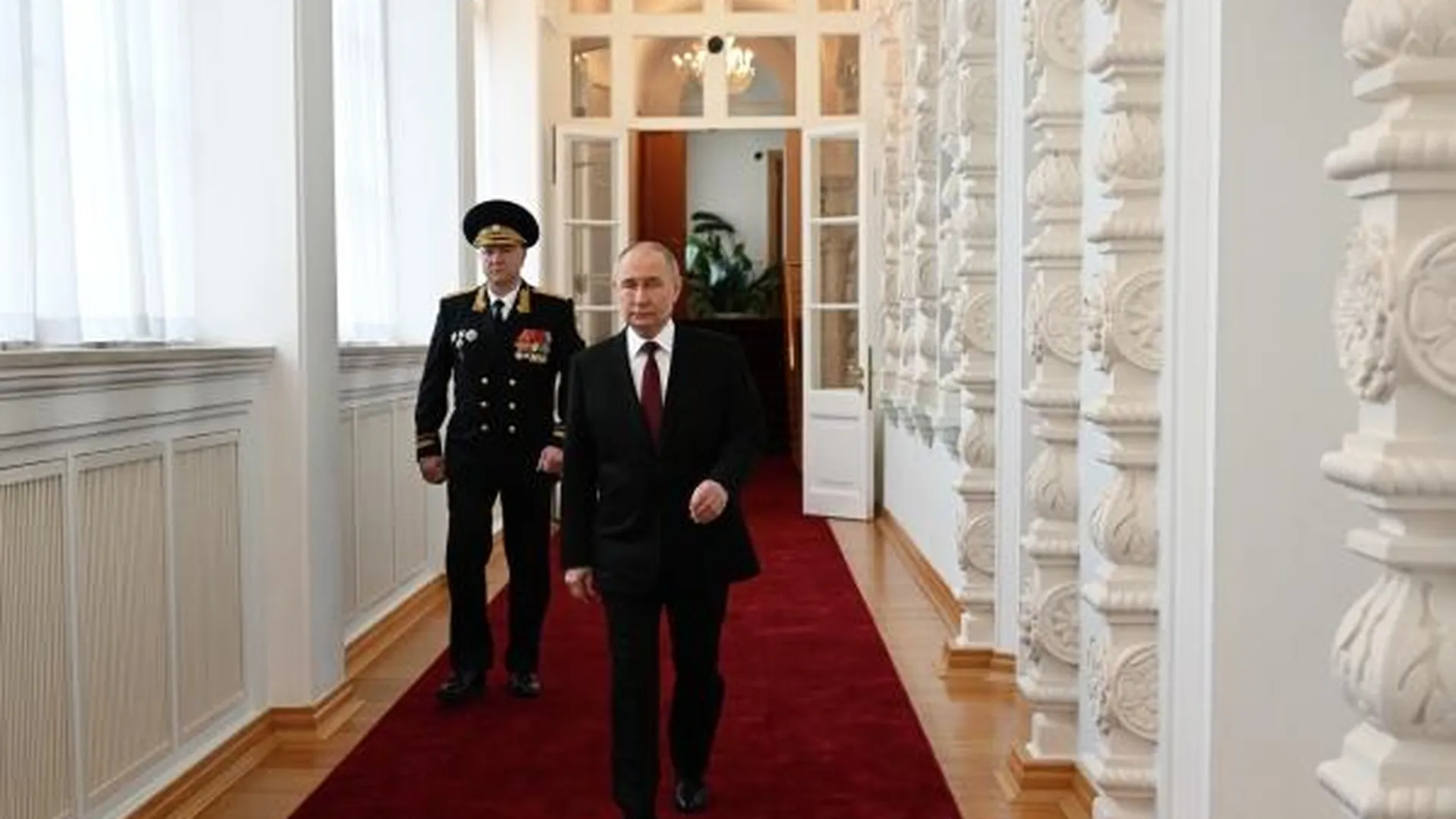Россияне поддержали Путина в выборе дальнейшего пути развития страны