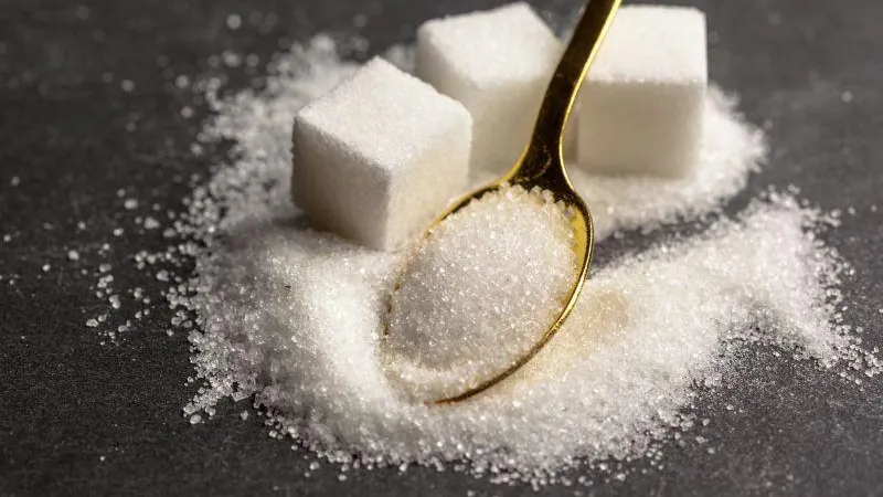 Диетолог рассказала, чем могут быть опасны заменители сахара