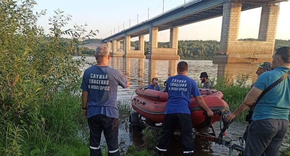 В Нижнем Новгороде в реку упала люлька с рабочими, один из них погиб