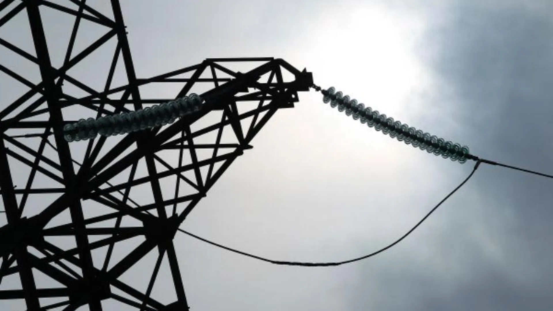 Электричество так и не появилось в домах почти 800 человек в Дмитровском районе