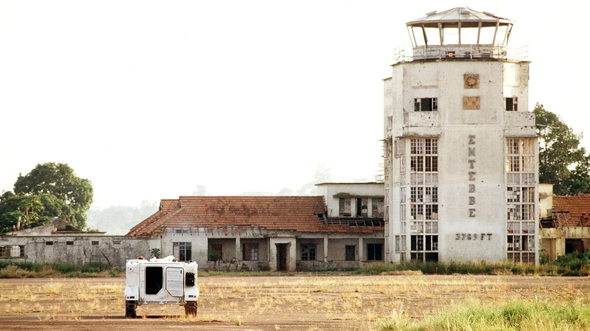 Аэропорт Энтеббе, где держали заложников