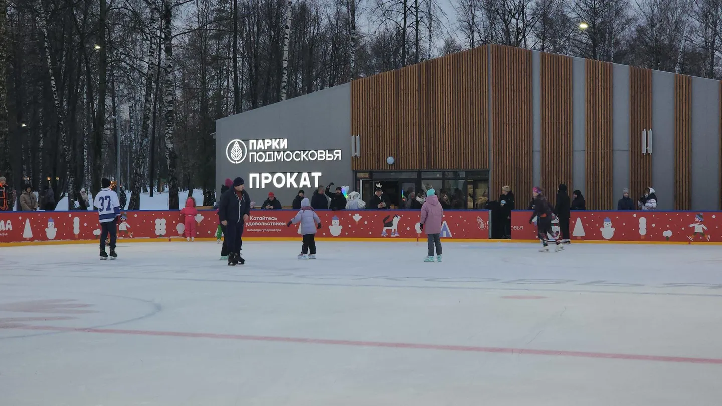 Главный городской каток открыли в Ивантеевке | 360°