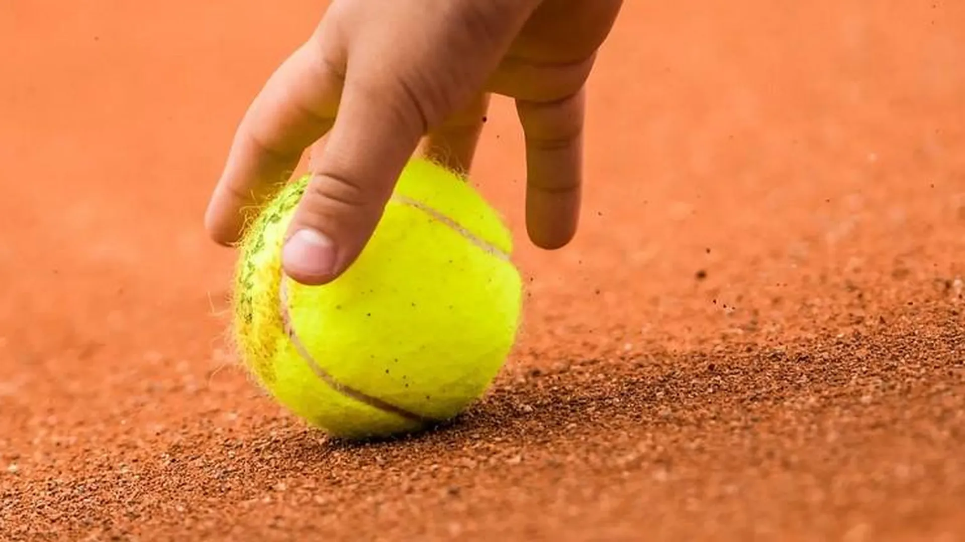 Российского теннисиста отстранили на 4 года за отказ от сдачи теста на допинг