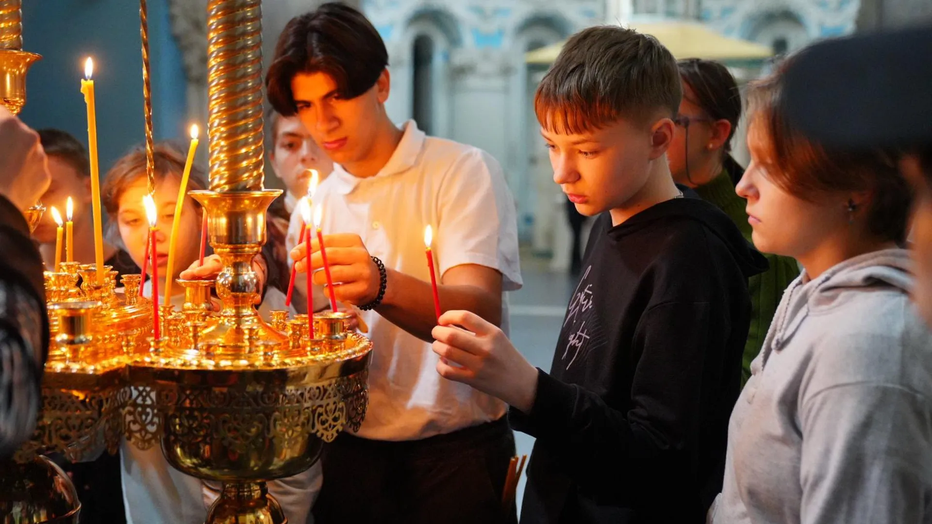 Дети из ЛНР посетили музей «Новый Иерусалим» в Подмосковье
