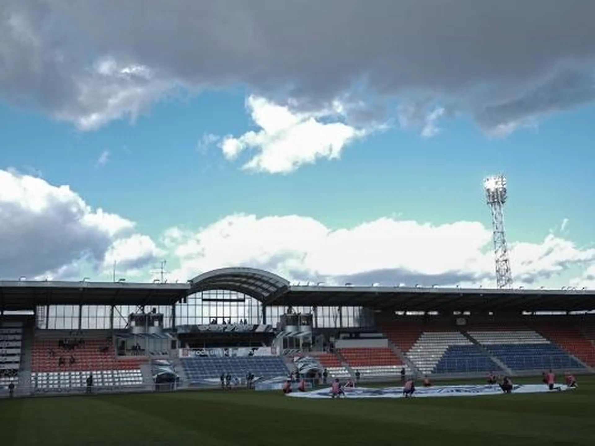 Старейший футбольный клуб мира бесплатно сыграет в Раменском