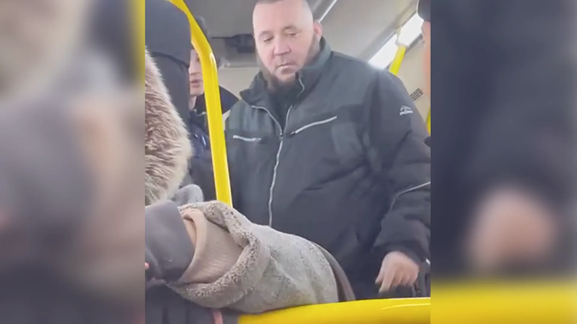 Подмосковный Минтранс прокомментировал скандал в автобусе