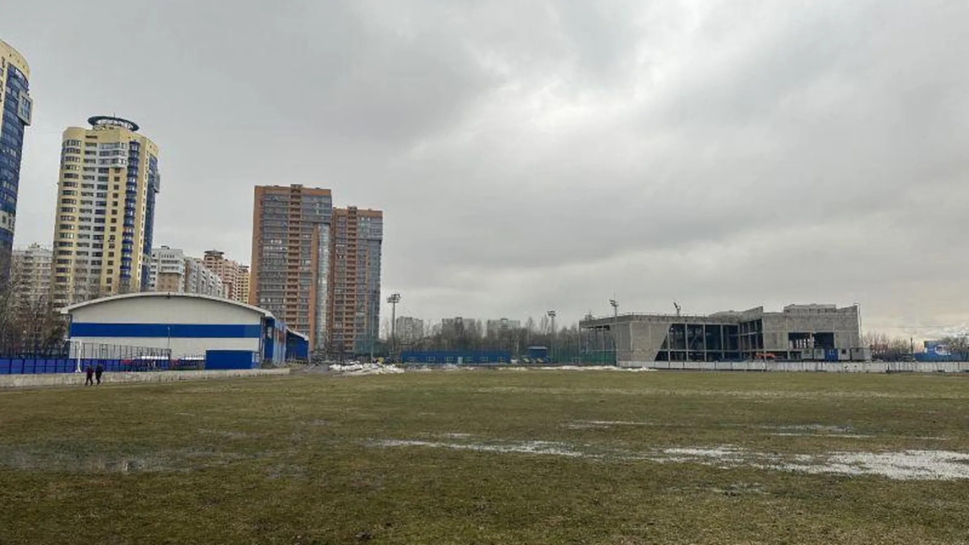 К реконструкции стадиона «Старт» приступают в подмосковном Реутове