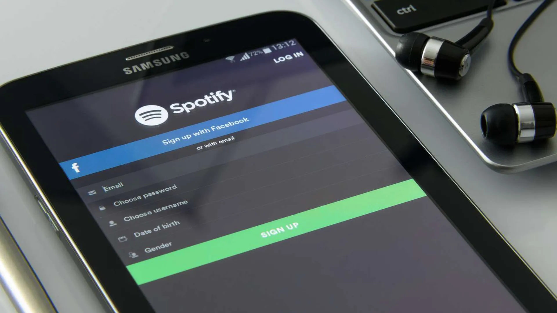 Пользователи Spotify пожаловались на сбой