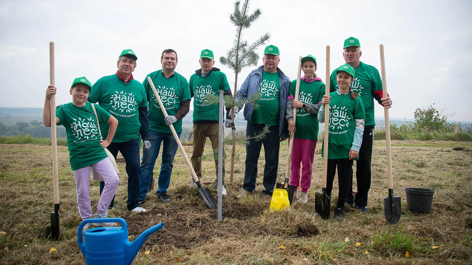 Более 50 молодых растений высадили в Коломне в рамках акции «Наш лес. Посади свое дерево»