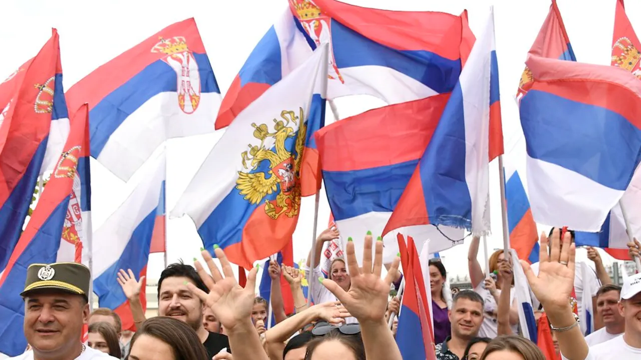 Сигналы для НАТО: чем Россия сейчас может помочь Сербии