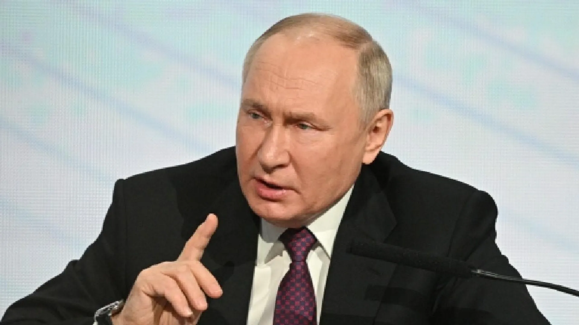 Путин заявил, что между РФ и Финляндией возникла проблема из-за НАТО