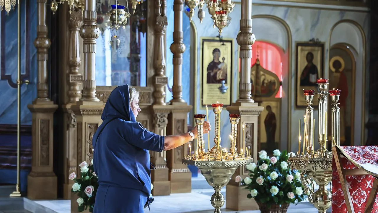 Нельзя лениться и много пить: священник раскрыл особенности главных православных праздников сентября