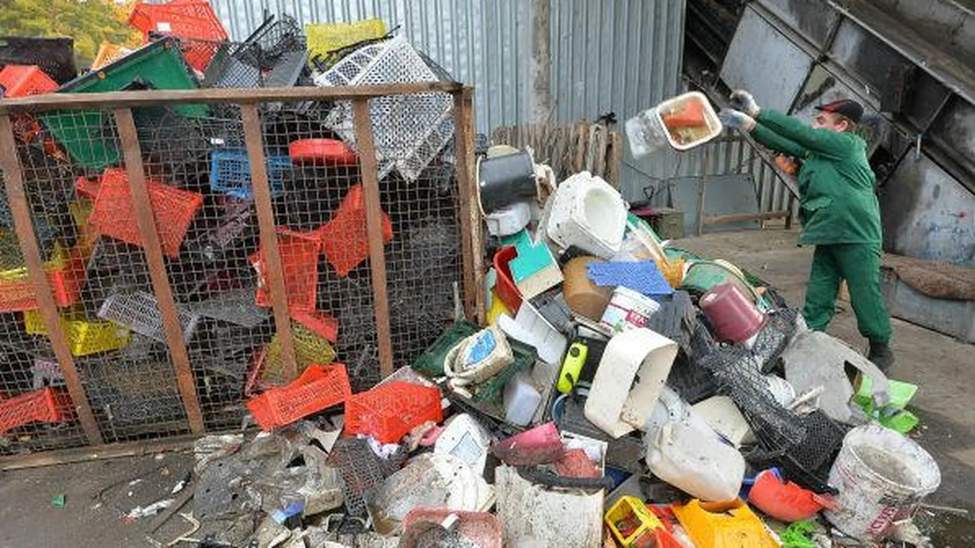 Более 200 кубометров мусора ликвидировали в области за неделю