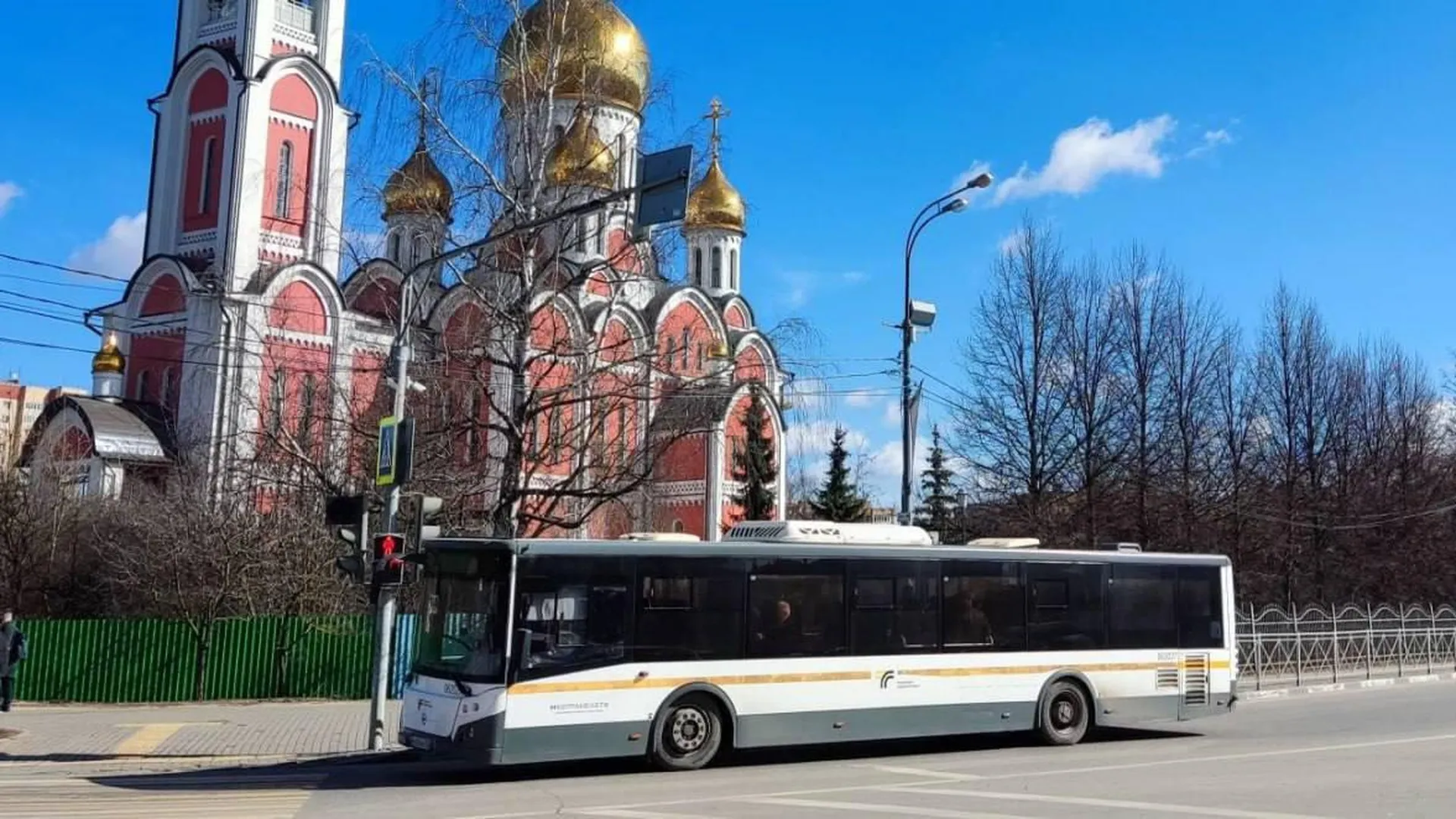 Жителям Подмосковья рассказали, как общественный транспорт будет работать на Пасху