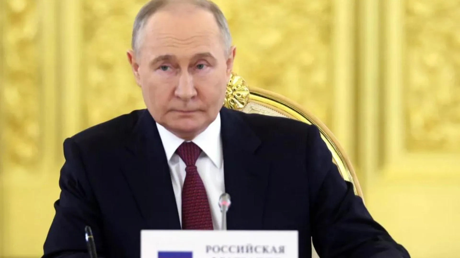 Путин указал на недопустимость угроз России