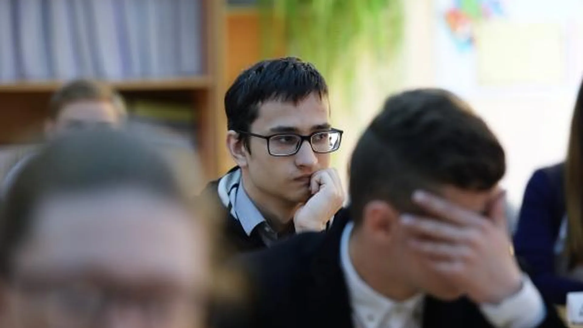 Уклонистов среди студентов и аспирантов будут вычислять с помощью экзамена на Украине