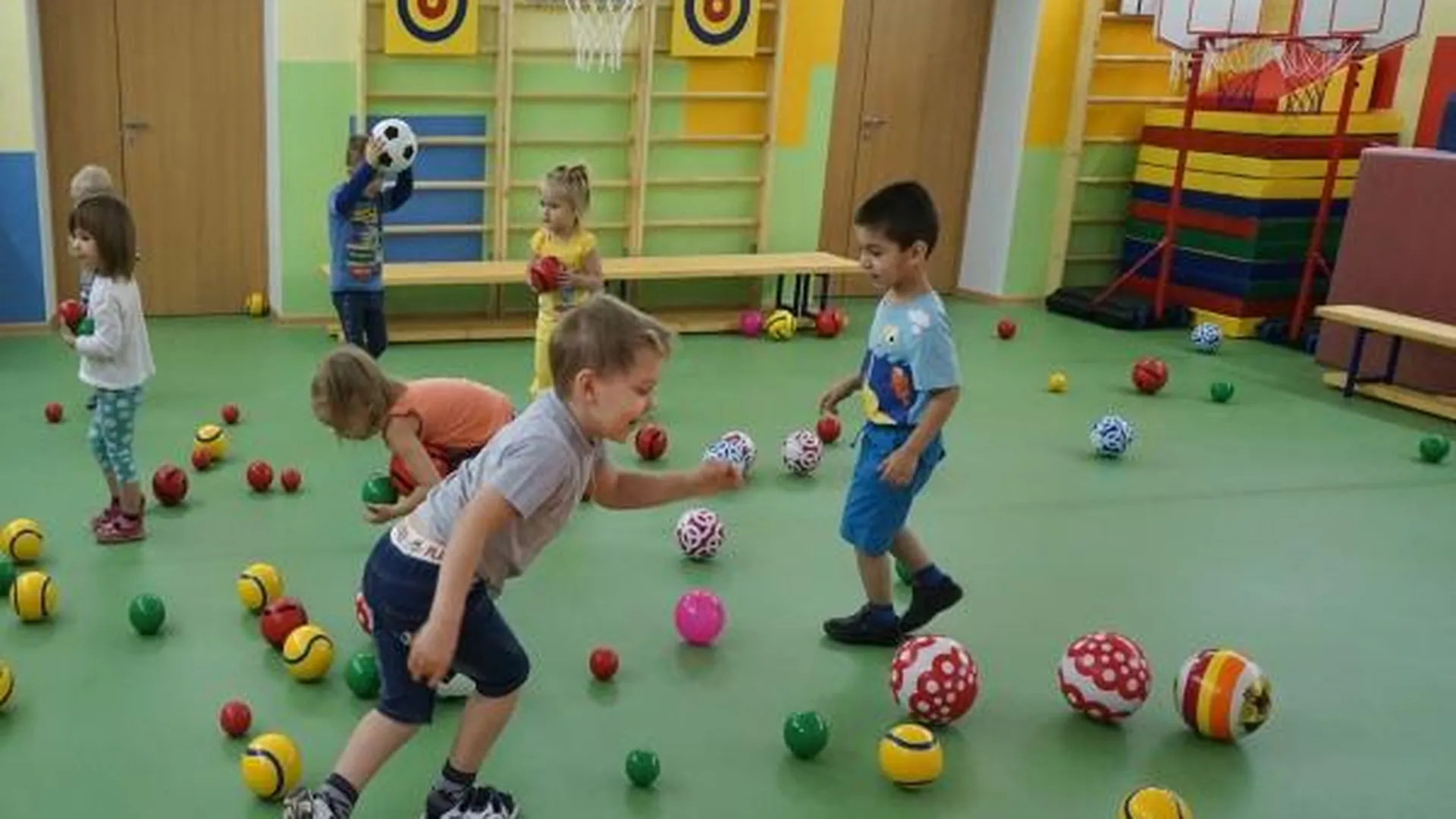 Детский сад и ледовый комплекс открыли в Ивантеевке
