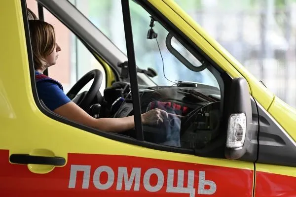 Водитель скорой помощи Морозовской детской городской клинической больницы