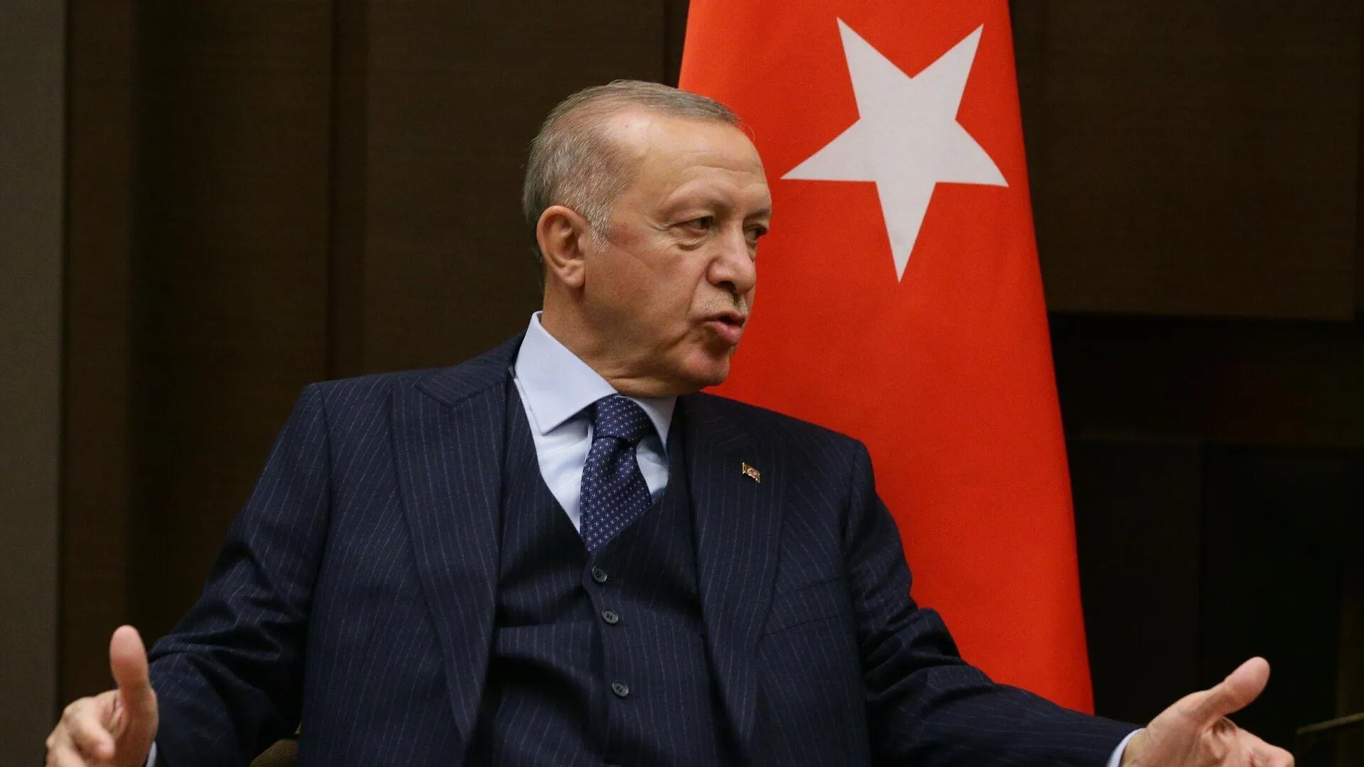 Эрдоган предупредил о безграничных издержках в случае изоляции России