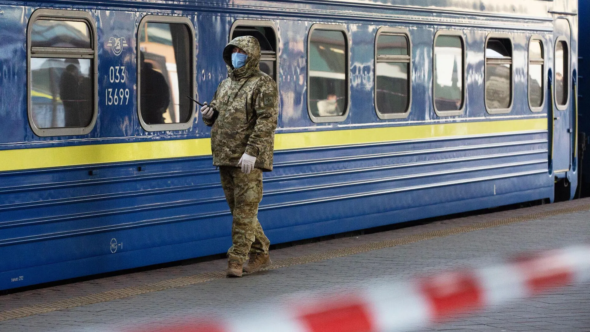 Киев отправит на подконтрольные ВСУ территории поезд Святого Николая