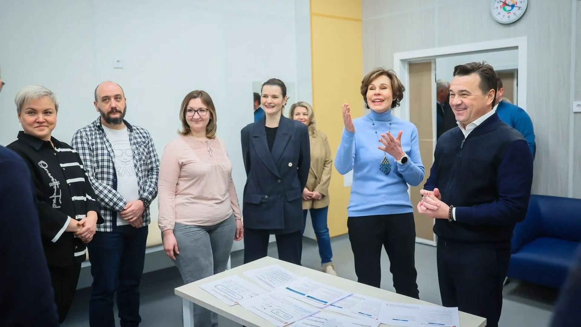 Губернатор Подмосковья и глава Красногорска осмотрели объекты здравоохранения и образования округа