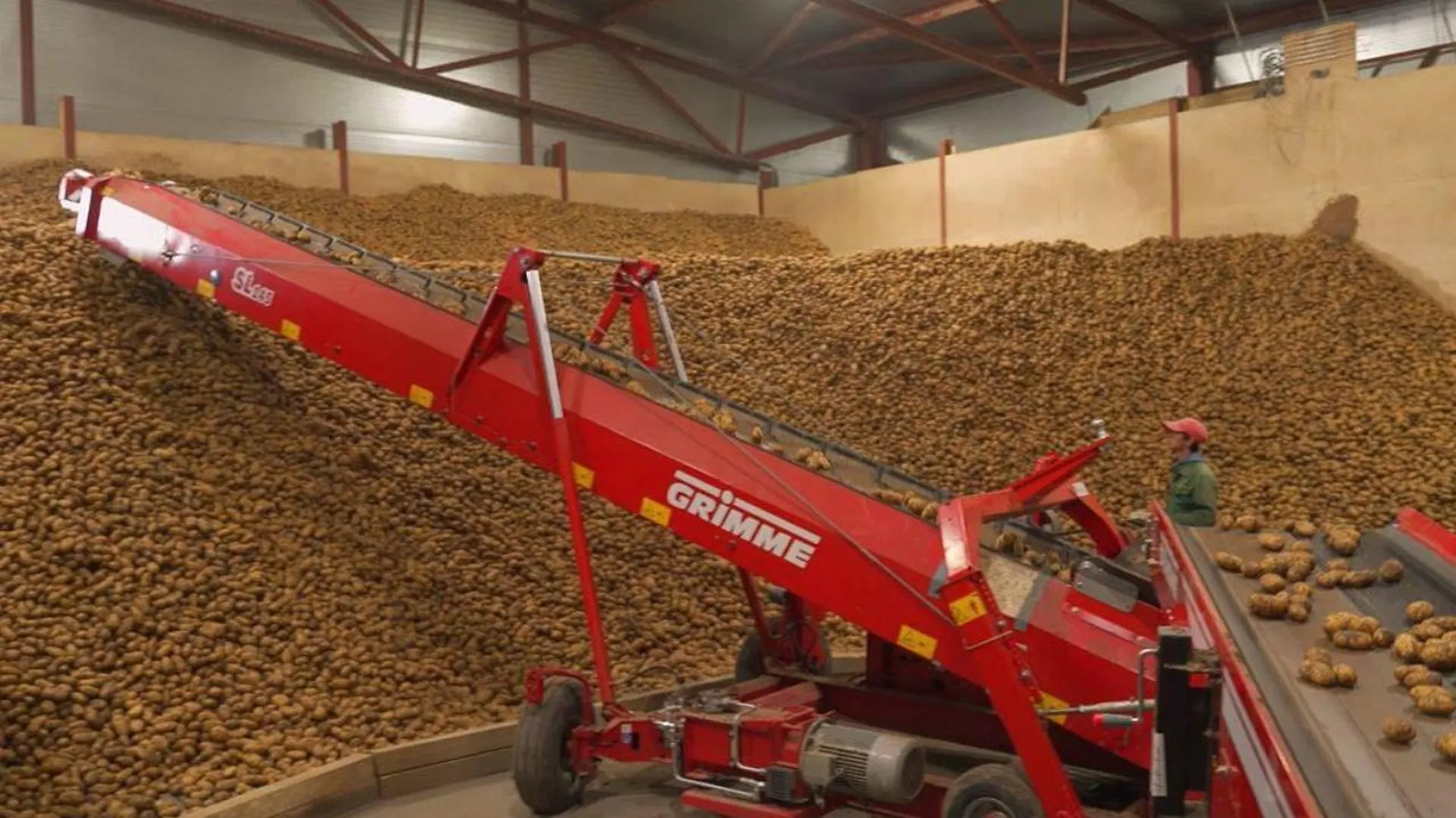 Строительство картофелехранилища на 3,5 тысячи тонн продукции завершается в Талдоме
