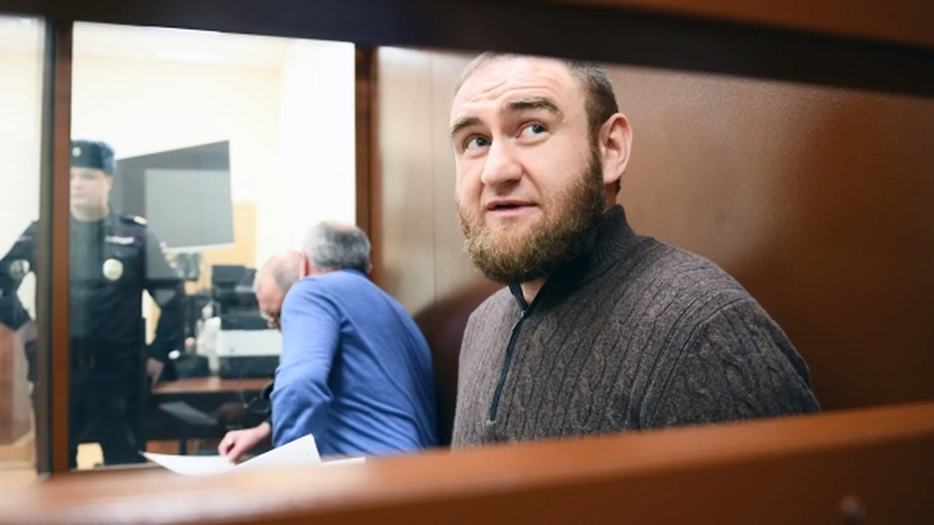 Суд отменил продление ареста Арашуковых