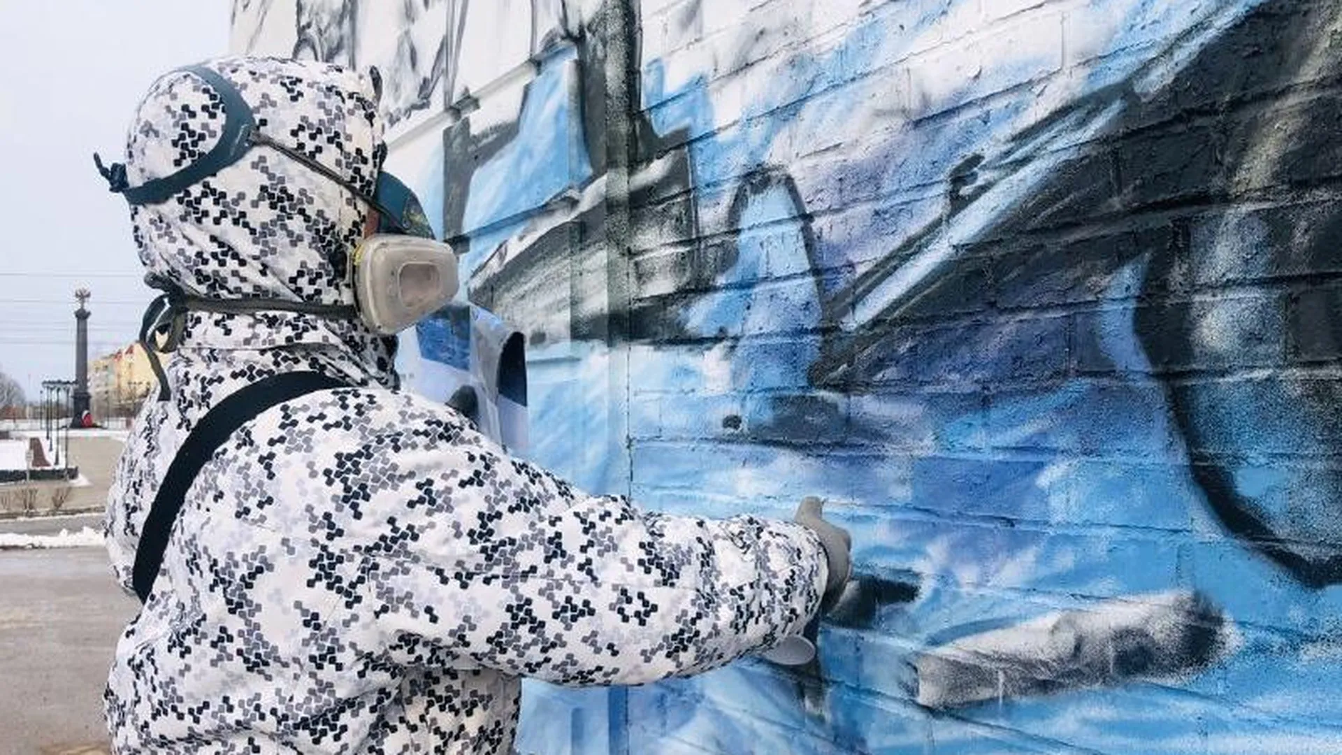 Граффити-художник из Можайска украсит стену дома яркой гигантской картиной на тему ВОВ