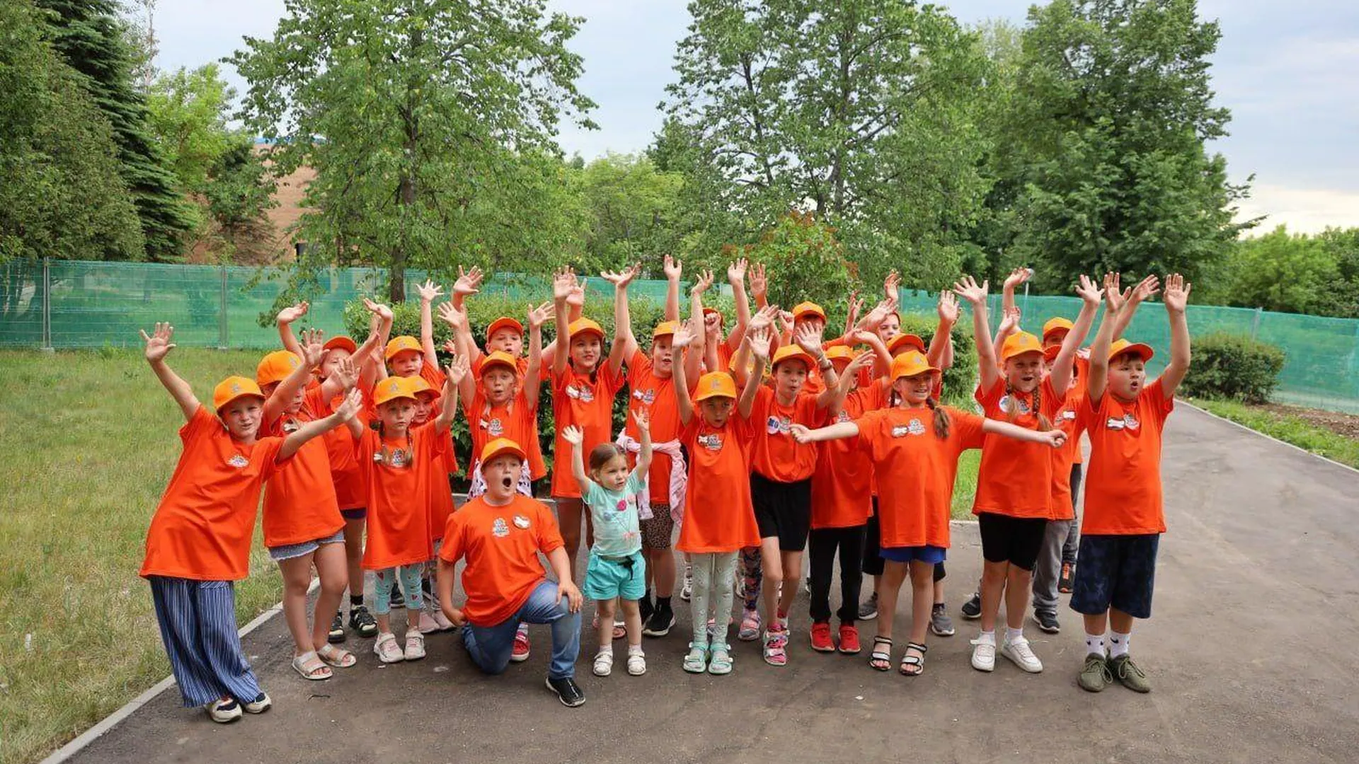 Дети из Белгородской области приехали на отдых в подмосковный клуб под Серпуховом