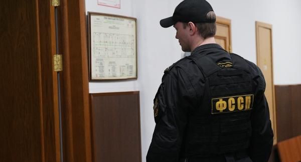 Суд в Москве заочно арестовал подозреваемого во взрыве внедорожника