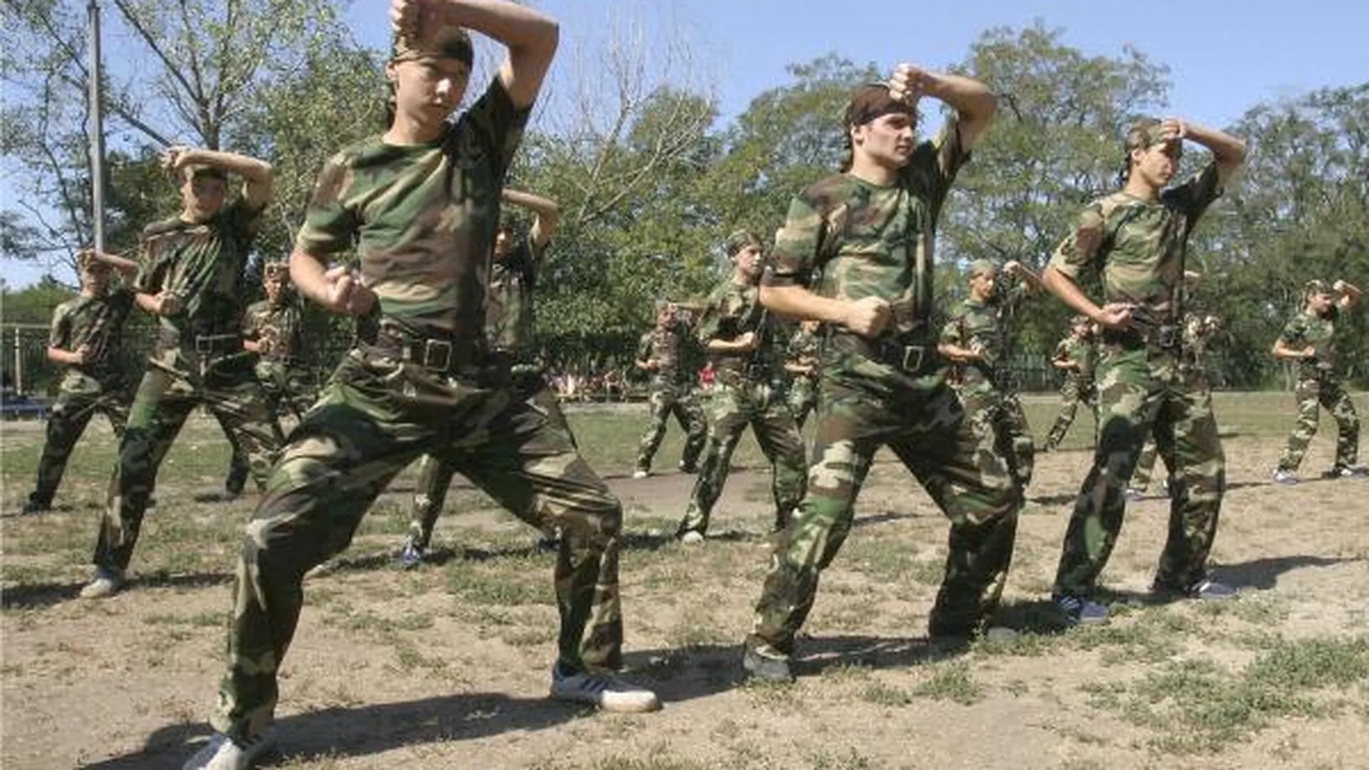 В области прошел военно-патриотический слет для подростков