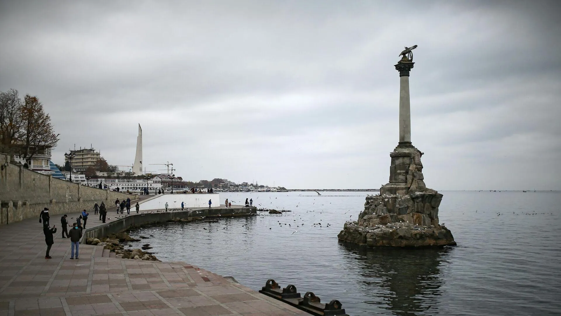 Военные ликвидировали еще один безэкипажный катер ВСУ в Черном море