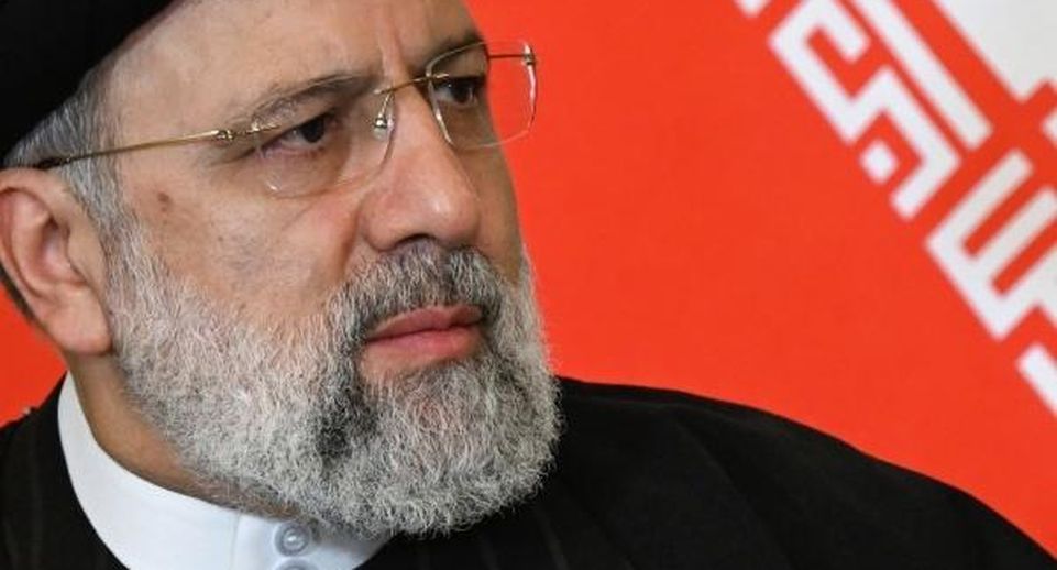 Журналист The Atlantic Араш Азизи: президент Ирана Раиси умер, сообщил источник