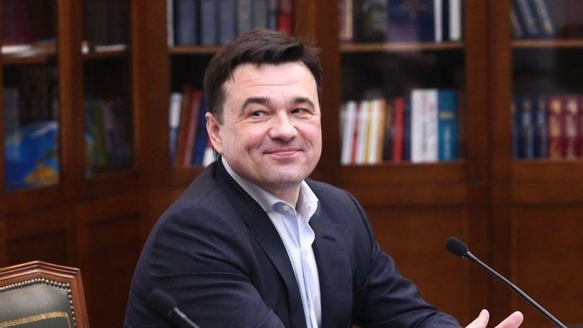 Андрей Воробьев присвоил Дворцу спорта Лобни имя бывшего главы муниципалитета